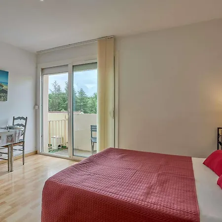 Renove Pour 2 Pers., Proche De L'uby, Animaux Admis, Parking - Fr-1-841-27 *